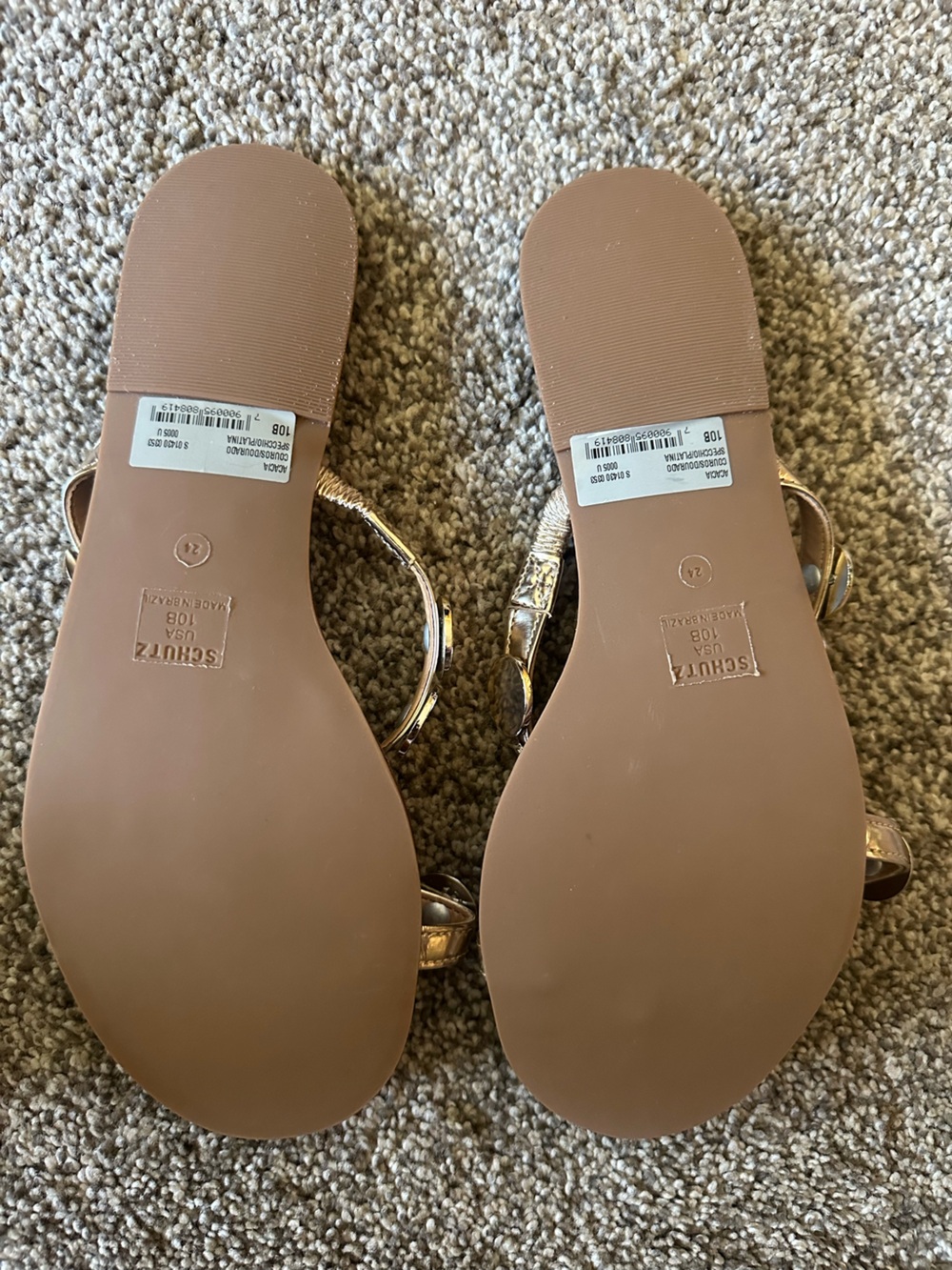 SCHUTZ Silver Metallic Disc Toe-Loop Sandals - Picture 4 of 5